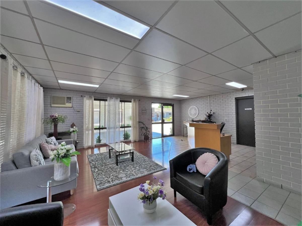 Albury Garden Court Motel Buitenkant foto