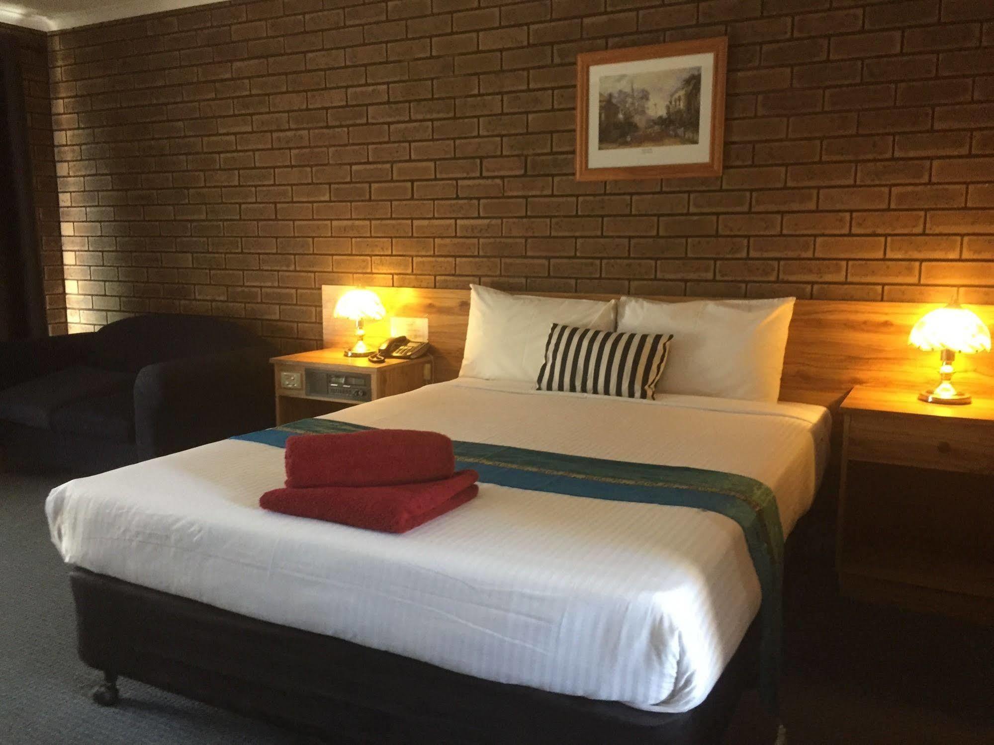 Albury Garden Court Motel Buitenkant foto