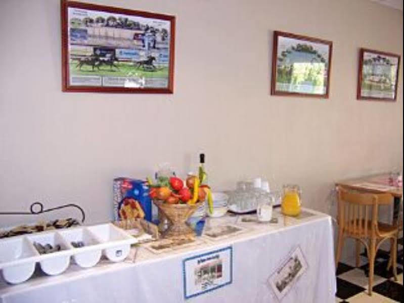 Albury Garden Court Motel Buitenkant foto